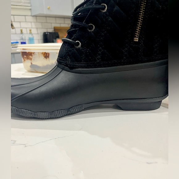 Speedy black on black waterproof salt
Water rain shoes - Picture 5 of 8